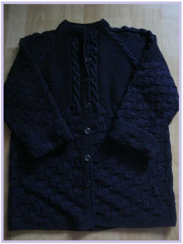 Pulover 25, tmávě modrý